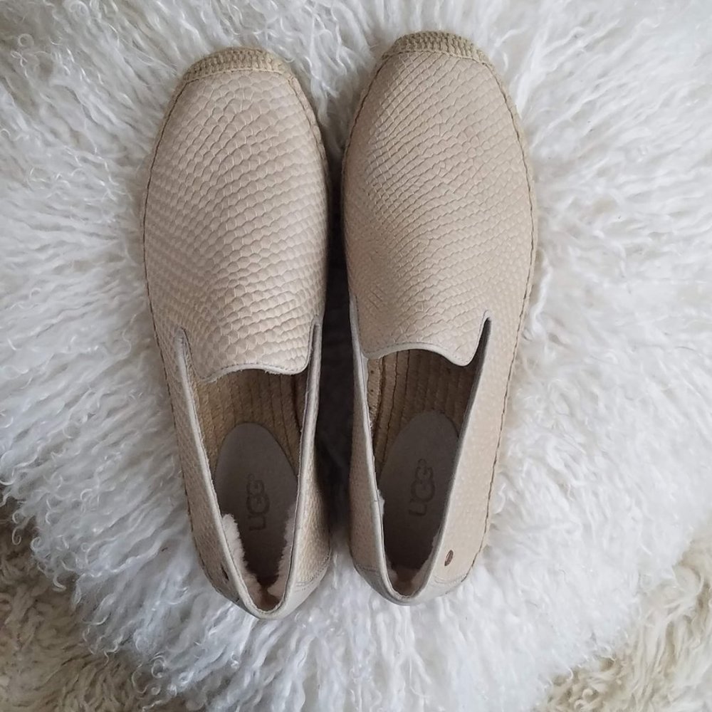 UGG Sandrinne Espadrille Snake Embossed W7